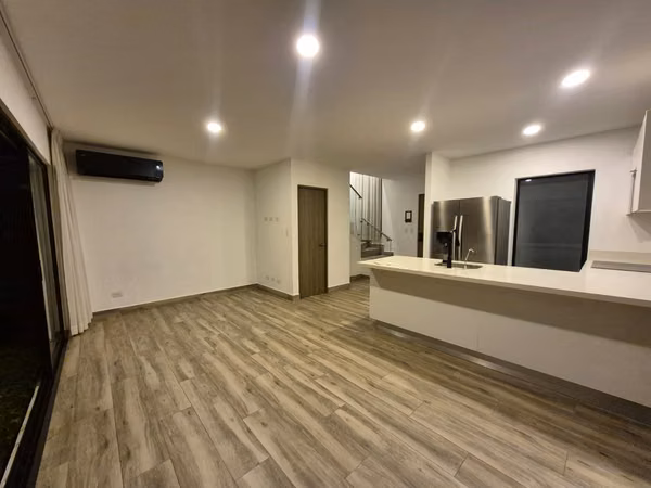 Casa con LINEA BLANCA en condominio Bali Wellness en Guachipelín