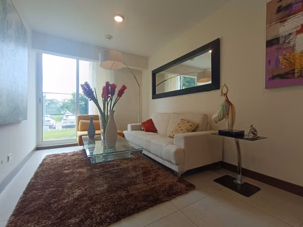 Barreal de Heredia · Apartamento 1 hab, 1, baño, 1 parqueo en torre · Piscina, gym y pet friendly