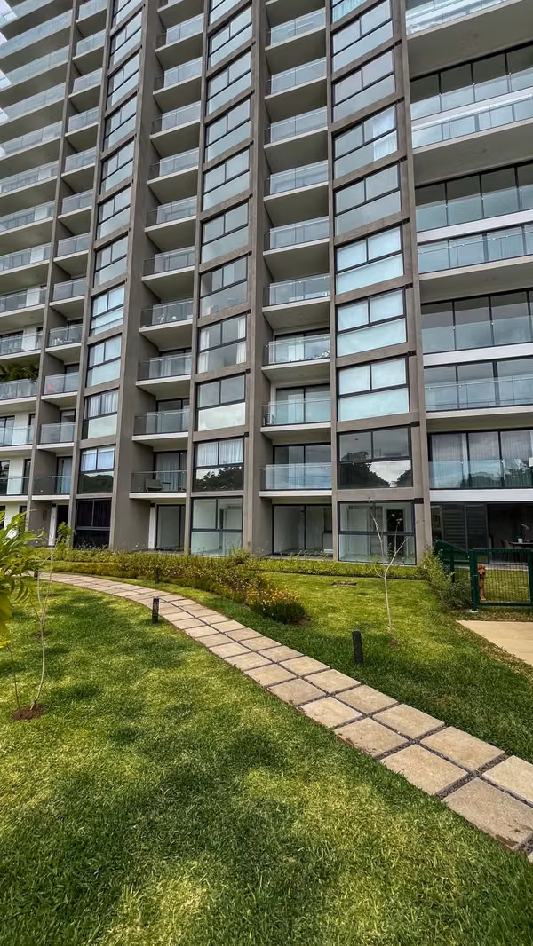 Apartamento en Venta 1 Habitación Piso 13 con Balcón y Amenidades | Entrega 2026