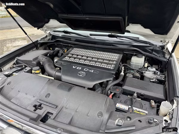 TOYOTA LAND CRUISER 2011 AUTOMÁTICA DIESEL BLANCO