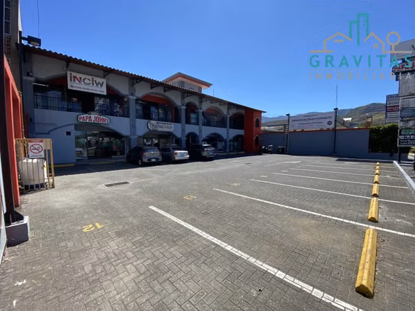 Plaza Comercial en venta en Santa Ana (1130 m2) ID 1054
