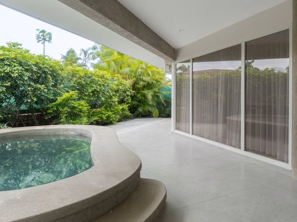 HOUSE FOR SALE IN VALLE DEL SOL