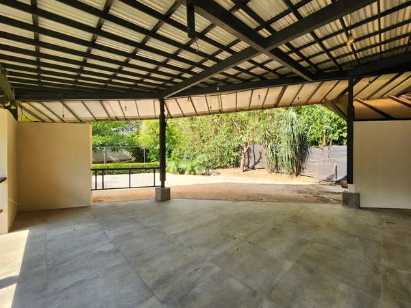 Commercial Space for Rent – Santa Ana, Brasil