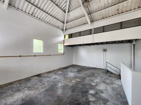 Commercial Space for Rent – Santa Ana, Brasil