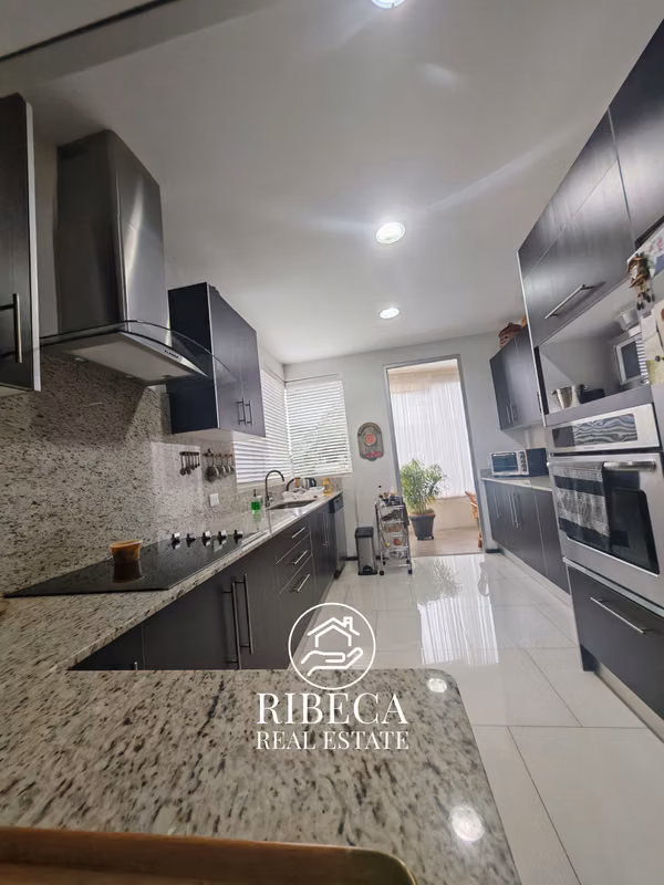 Apartamento en Venta en Piedades de Santa Ana| Vistas Panorámicas | Un nivel | Amenidades