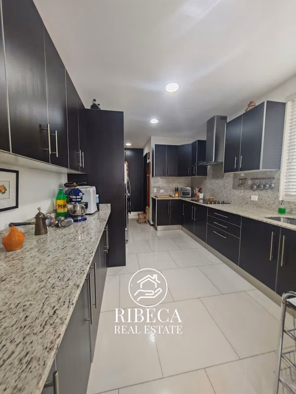 Apartamento en Venta en Piedades de Santa Ana| Vistas Panorámicas | Un nivel | Amenidades