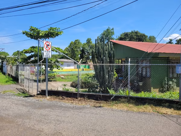 Orotina propiedad comercial en venta