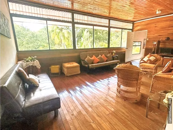 VENTA Quinta de Ensueño en San Pablo de Turrubares con Piscina, Cabaña y 1 Hectárea de Naturaleza