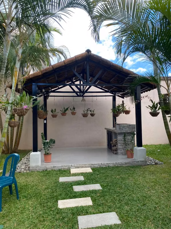 Casa 100% Remodela en Condominio Lomas de Granadilla, Curridabat