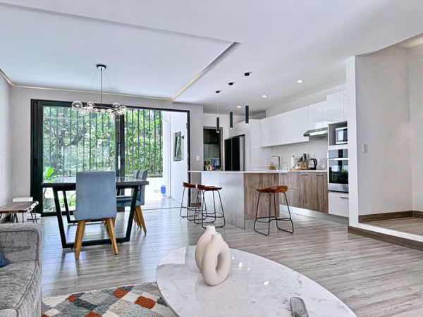 Casa Bosque Vistas Escazu home in Gated Community-Pool-Gym