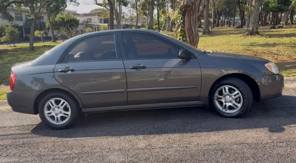 Kia Cerato 2006