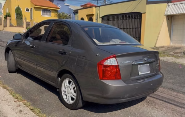 Kia Cerato 2006