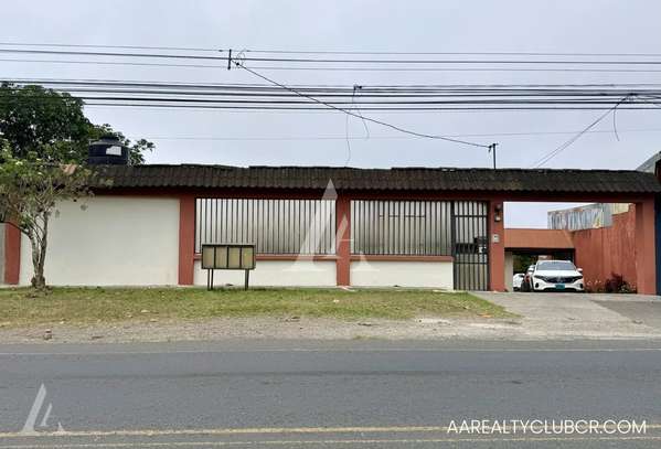 Cartago, One Story House | Versatile Mixed Use Property in a High-Growth Area Cartago