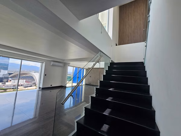 SABANA PRECIOSO PENTHOUSE !