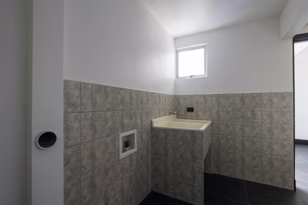 Venta de Pent-House en Mata Redonda, San José, Condominio Sabana Real