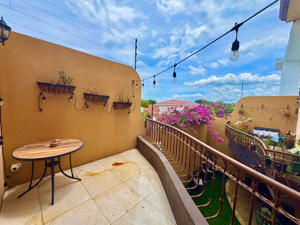 Apartamento espacioso con electrodomésticos Los Arcos, Cariari Heredia