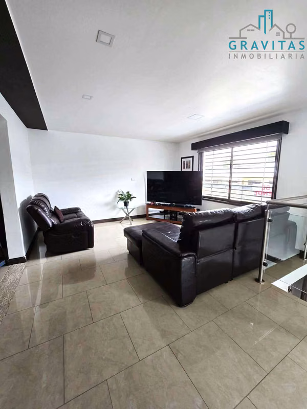 Casa en venta en Mercedes Norte, Heredia (210 m2) ID 1687