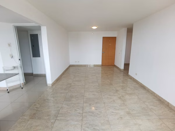 Barrio Don Bosco, hermoso-fino-amplio 115 m2, 3 hab, 2 baños, sala-TV, bodega, amenidades.