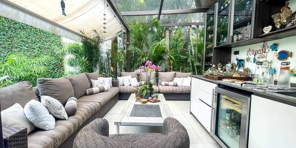 3BR Home in Santa Ana Condominio Oro Sol - Gated Community - Private