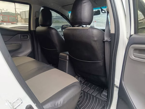 Mitsubishi L200