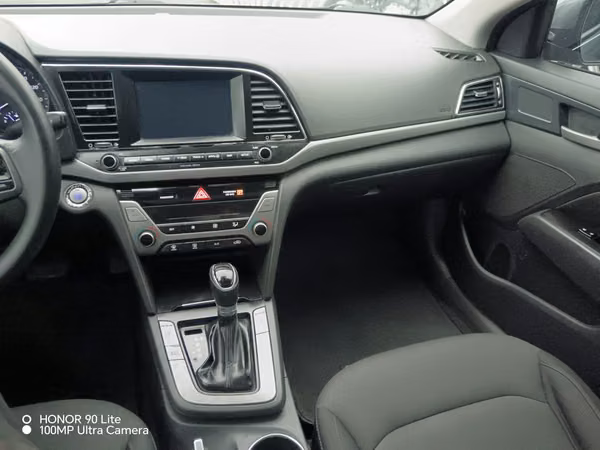 Hyundai elantra limited