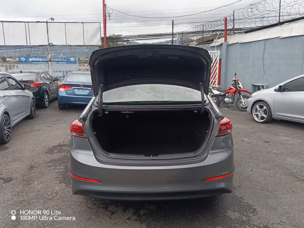Hyundai elantra limited