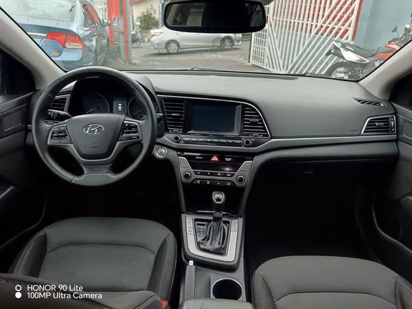 Hyundai elantra limited