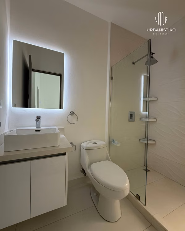 Oportunidad venta de town house Bali Guachipelin Escazú 2 habs + sala de tv patio