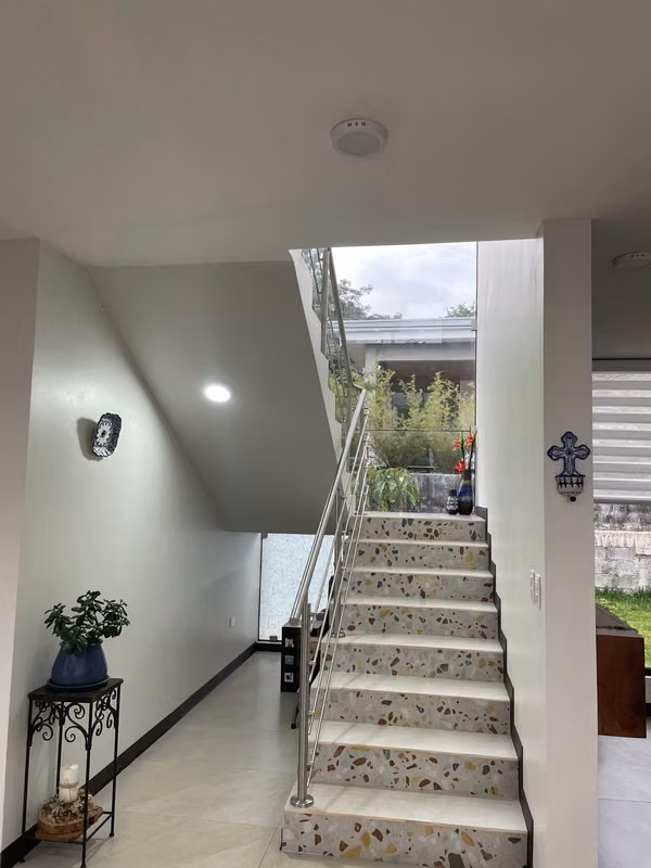 Venta de Casa en Condominio en Heredia Santa Bárbara | Amplios Espacios OPORTUNIDAD POR VIAJE