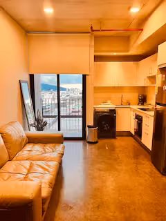 The Serenity Loft | Warm &amp; Quiet Loft
