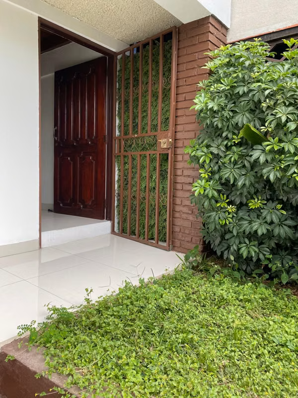 Rental house in San José / Hatillo