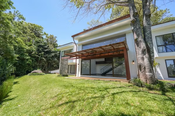 House for Rent in Santa Ana – 4 Bedrooms