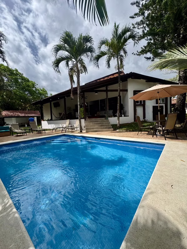 Casa en venta en Hacienda Los Reyes