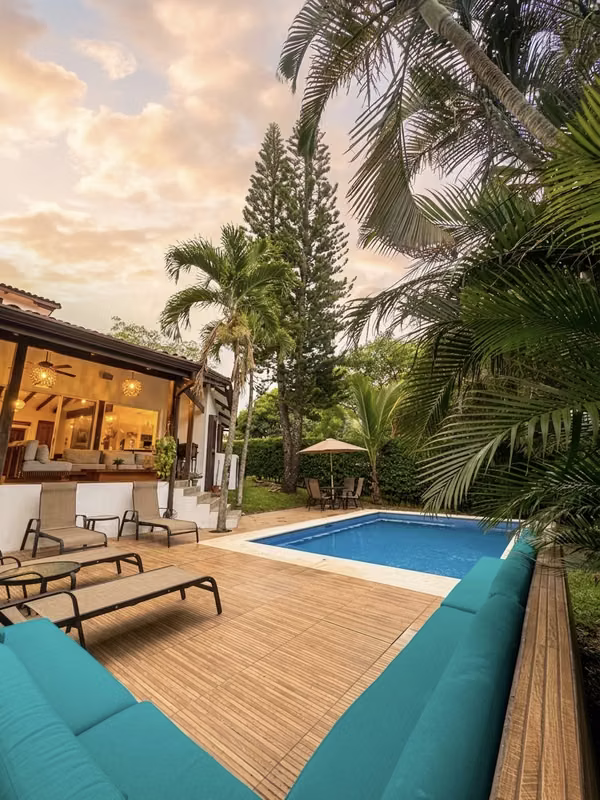 Casa en venta en Hacienda Los Reyes