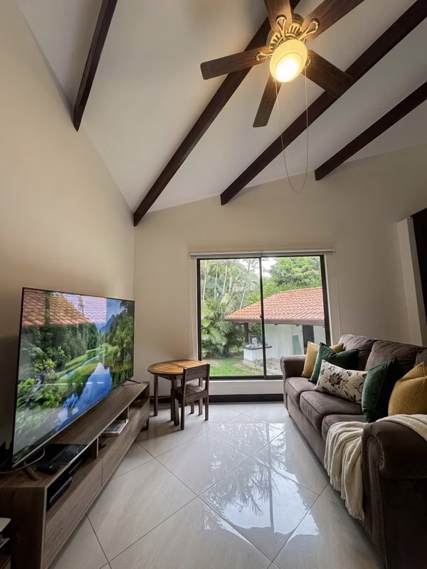 Casa en venta en Hacienda Los Reyes