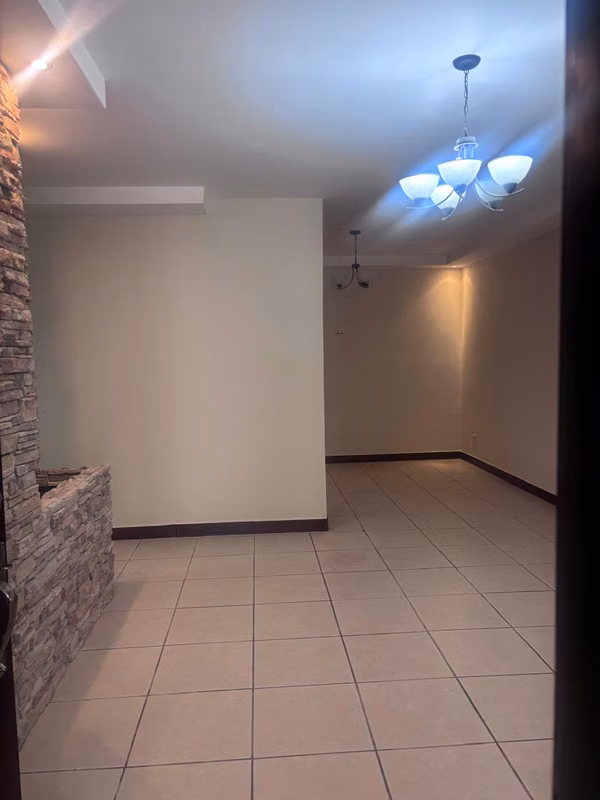 It is sold house in San Rafael Abajo, Desamparados.