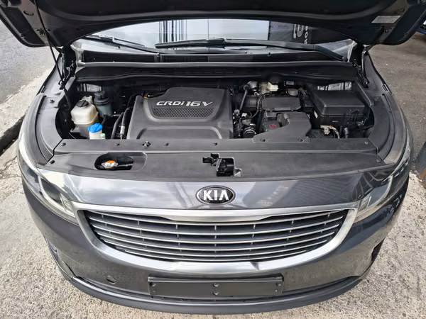 KIA CARNIVAL 2015 AUTOMATICO