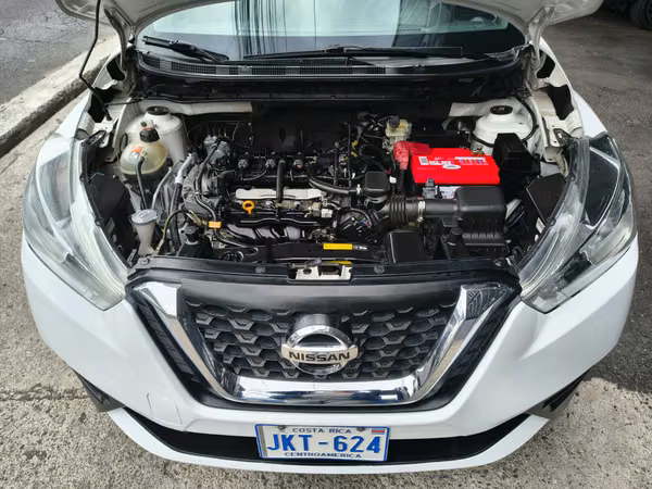 NISSAN KIKCS 2018 MANUAL 4X2