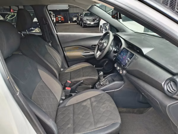 NISSAN KIKCS 2018 MANUAL 4X2