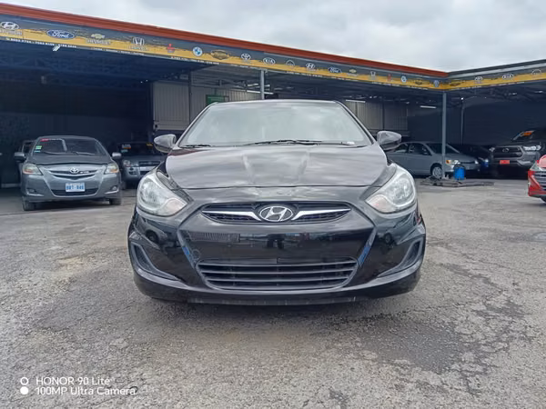 Hyundai accent