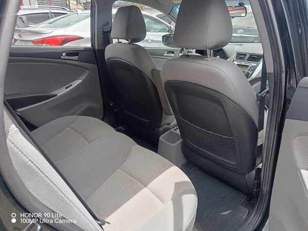 Hyundai accent