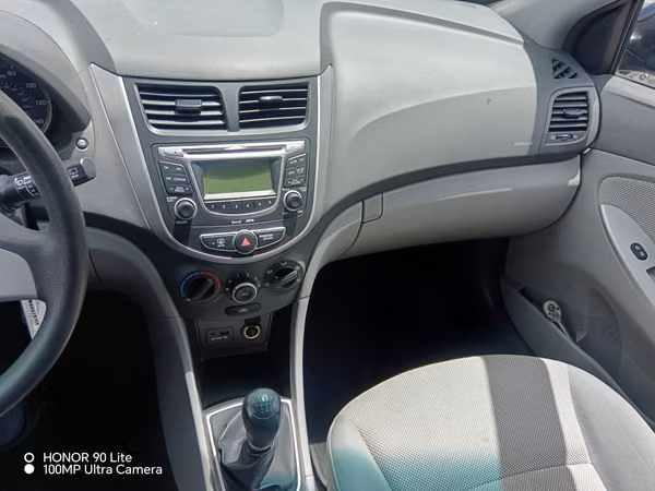 Hyundai accent
