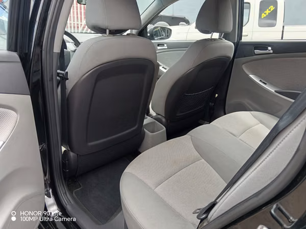 Hyundai accent
