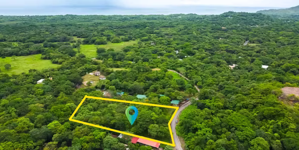 Largest lot with water meter installed in Playa Grande