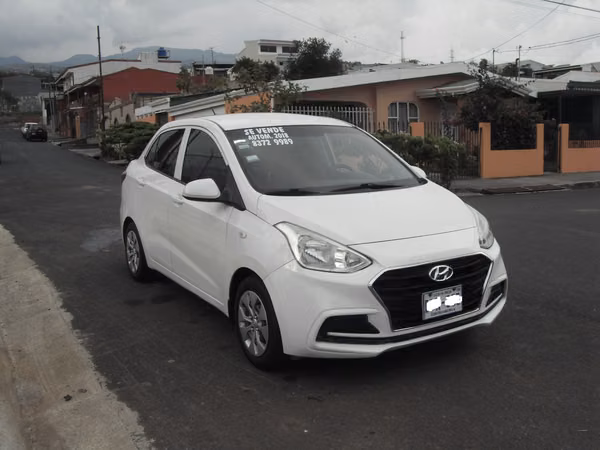 Hyundai Grand i10 Sedan Automatico 2018