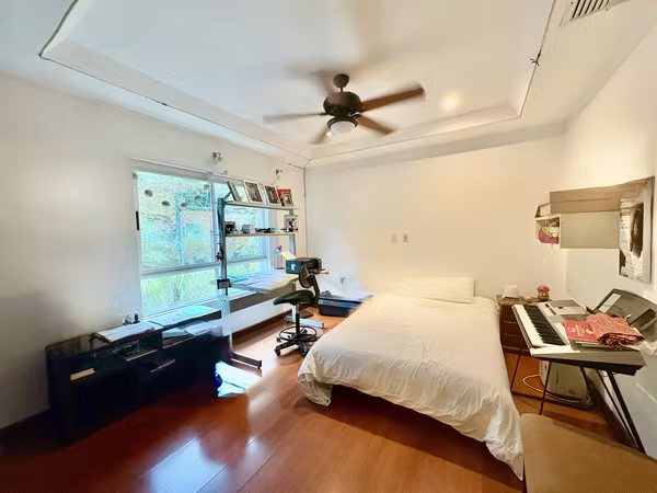 GUACHIPELIN ESCAZU! CASA ESTILO MEDITERRANEO  4 HAB + SERVICIO Y PISCINA PRIVADA