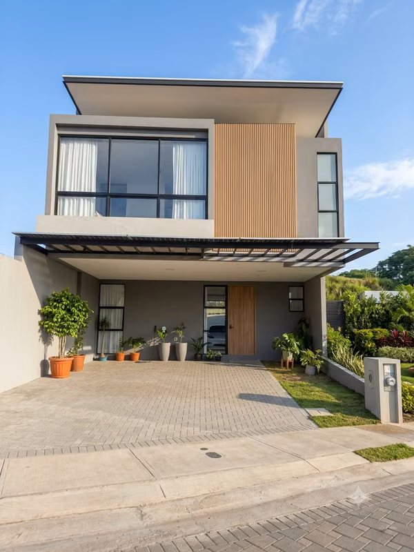 EXCLUSIVE MODERN CONDO. HOUSE FOR SALE.