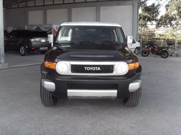 Toyota FJ Cruiser 4x2 Automatico