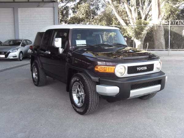 Toyota FJ Cruiser 4x2 Automatico