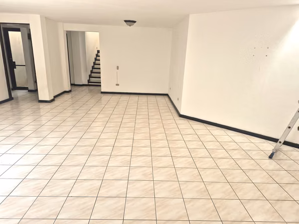 ALQUILER CASA $ 2.500 ESCAZU